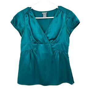 Ann‎ Taylor Size 2 Petite Short Sleeve 100% Silk Green Blouse Top Shirt Side Zip